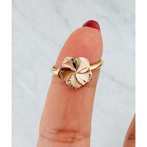Solid 10K Yellow Gold Rose Flower Ring Size 7.5 - Anillo en oro Flor